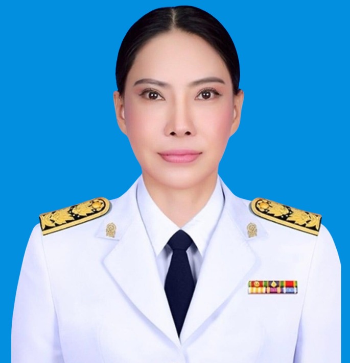 นางมณียา ถมปัต